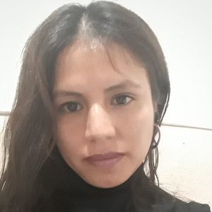 Meet your Posher, Noelia